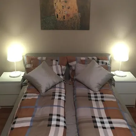 Apartment Dandar Apartman *